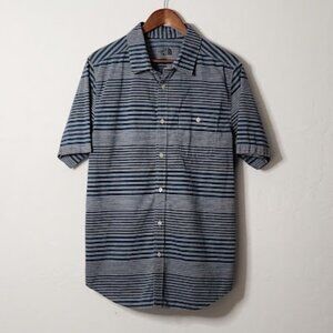 North Face Men's Short Sleeve Button-Down Shirt Size Large
